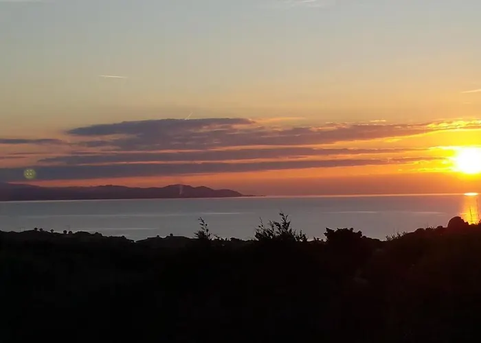 Appartamento Baia Santa Reparata, Grazioso Bilocale Con Vista Mare - Iun Q2157